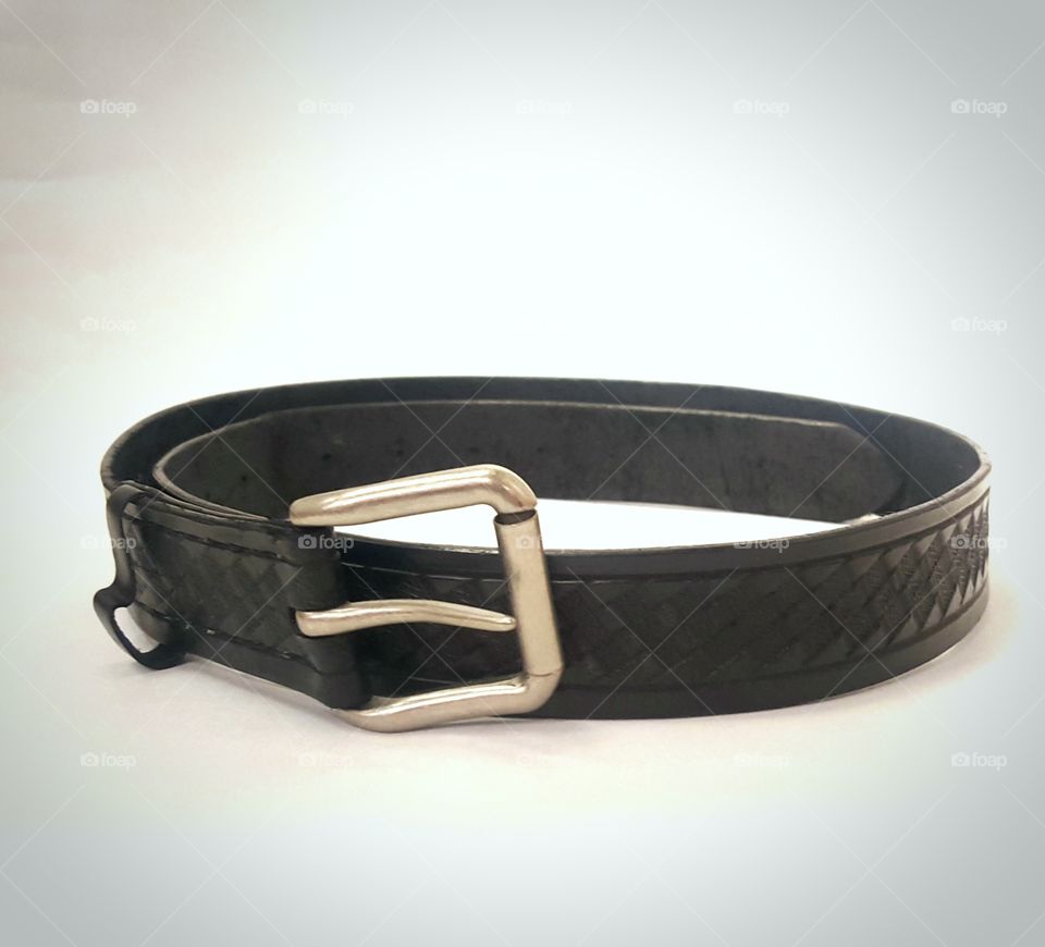 custom handmade leather belt