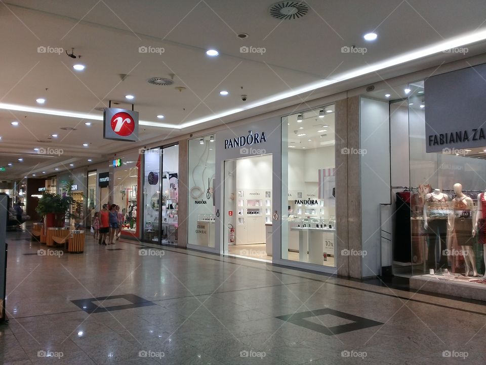 Pandora. Santos shopping center