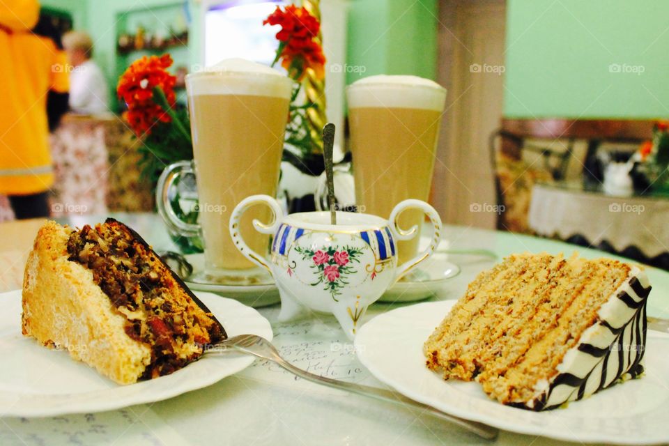 Coffee with cake