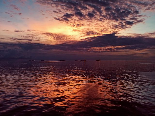 Secret sharing with the ocean. 
Golden hour in Aussie waters.