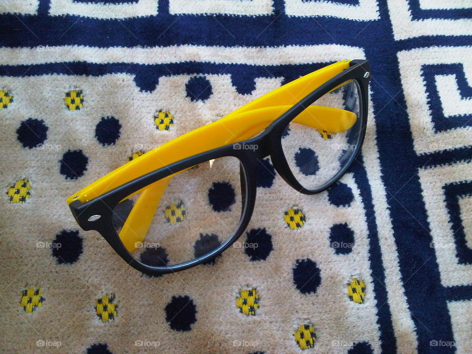 Yellow glasses 👌