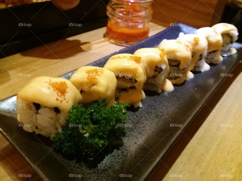 SUSHI ROLL