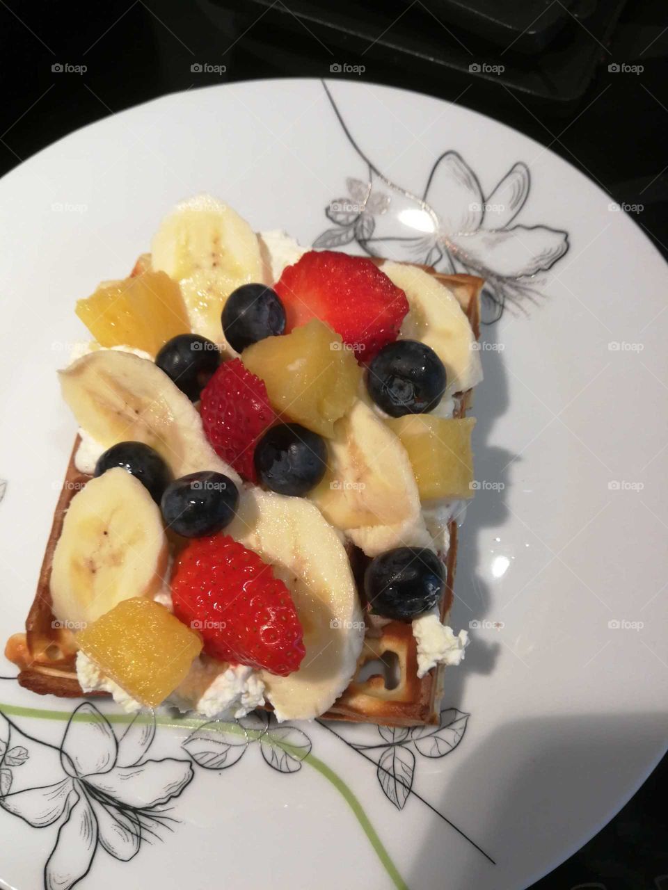 fruit sandwich