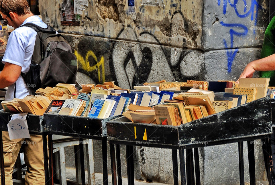 graffiti wall books old by lguarini