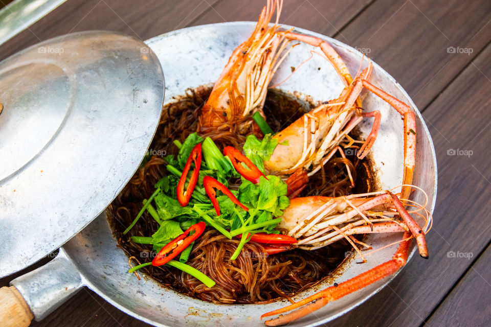 Thai King Prawns with ice noodles