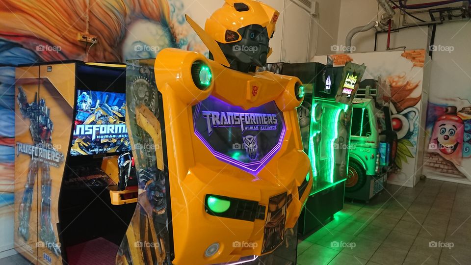 bumblebee  transformers game arcade