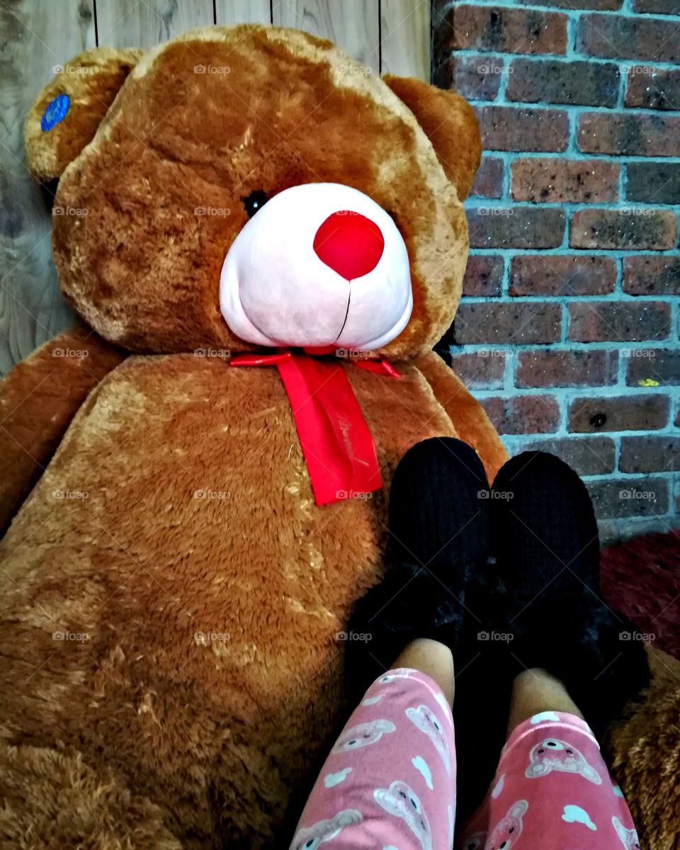 Cozy with my big Ted! 🥰