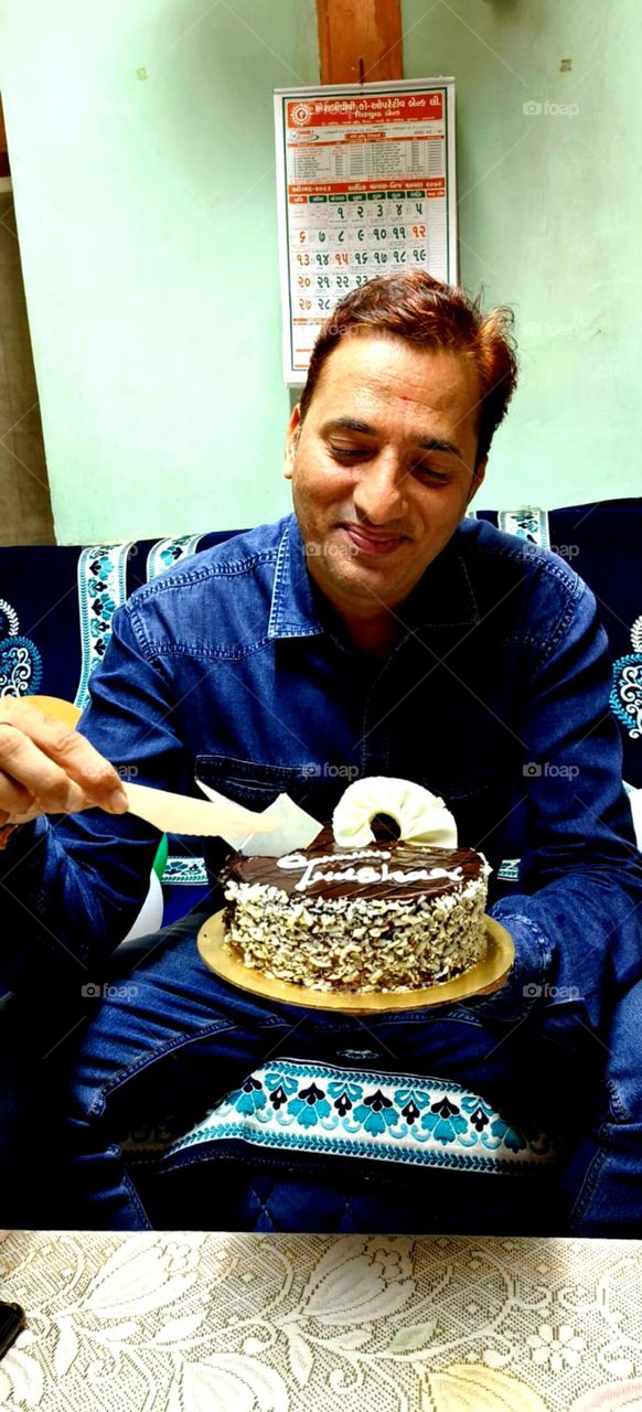 birthday celebration start the cake cutting and so happy for cutting cake delicious cake looks so yummy