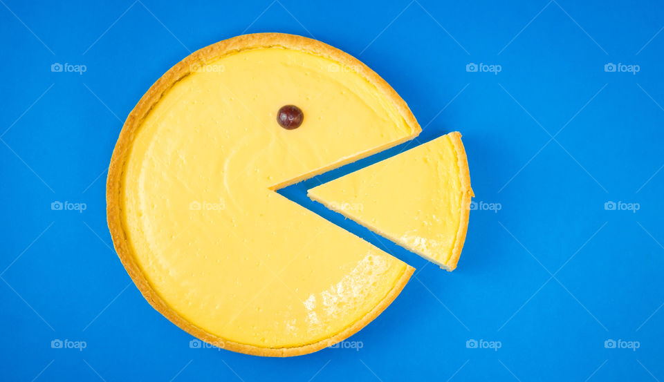 Yellow on the blue