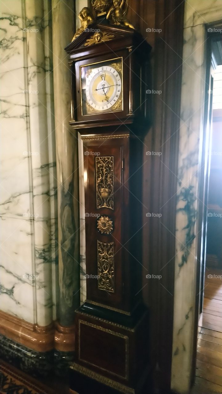 Gran Father Clock