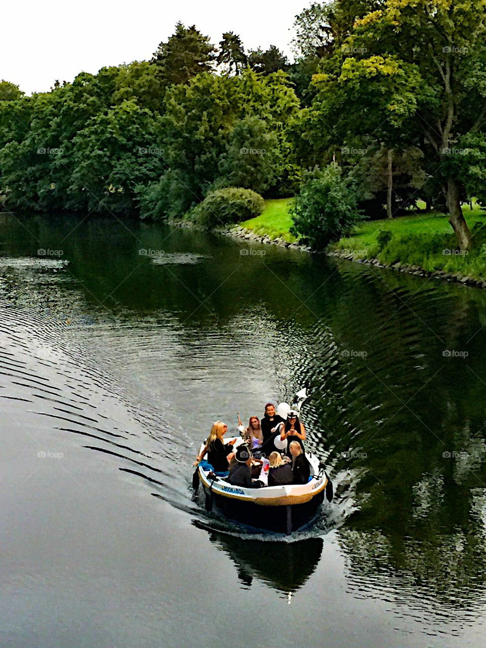 Students have fun on the boat!