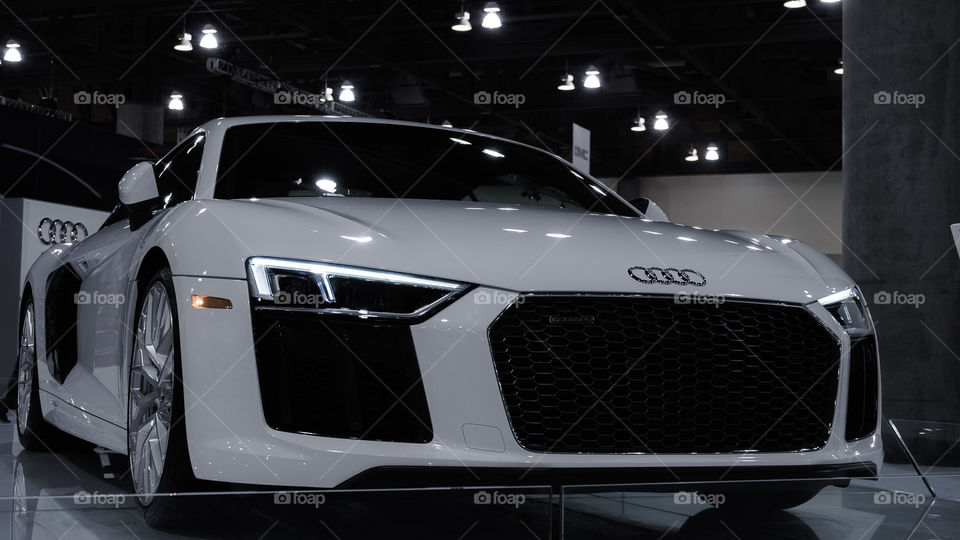 Audi R8