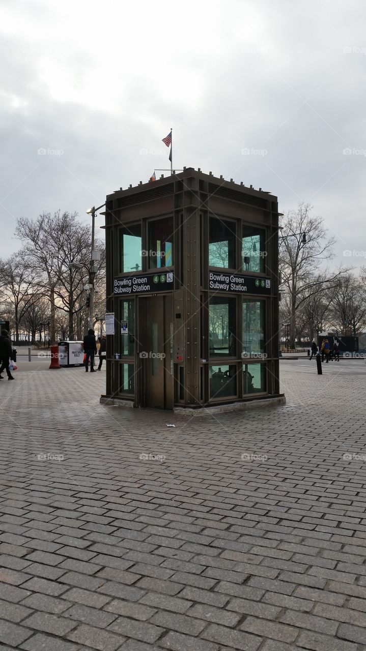 Handicapped elevator