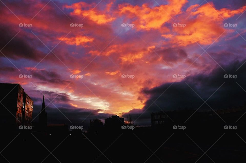Sunrise in England, shadows of a city, before the sun comes up, colorful sky in England, the brilliant sunrises  of England 