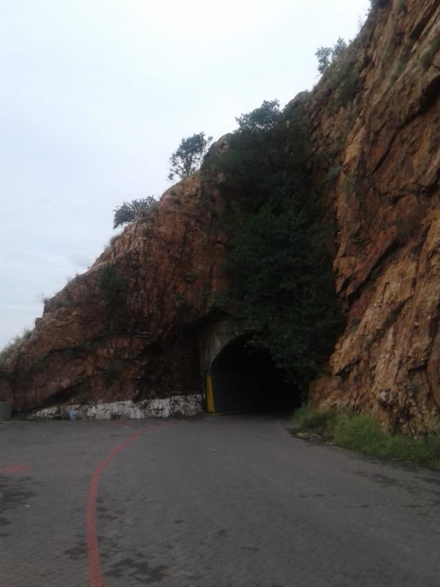 cave