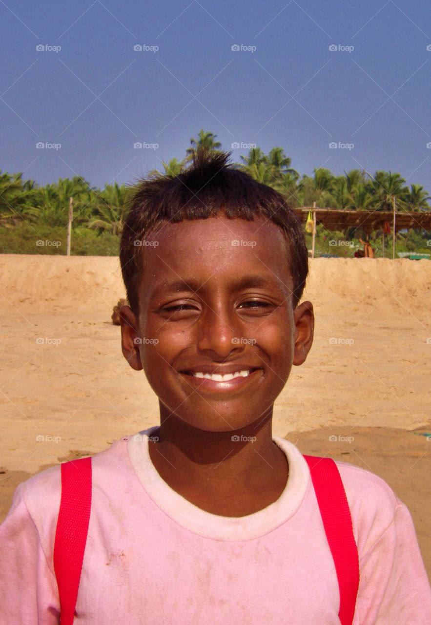 goa happy smile boy by kersti