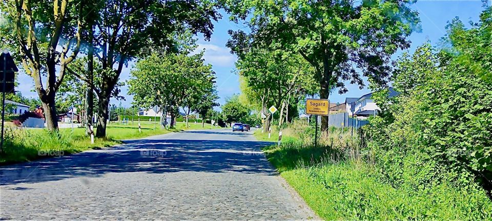 Beautiful country roads just like these run throughout the island of “Rügen” in the “Rügen - Western Pomerania” district of “Mecklenburg - Western Pomerania”, Germany. 2024. Hypnotic Productions