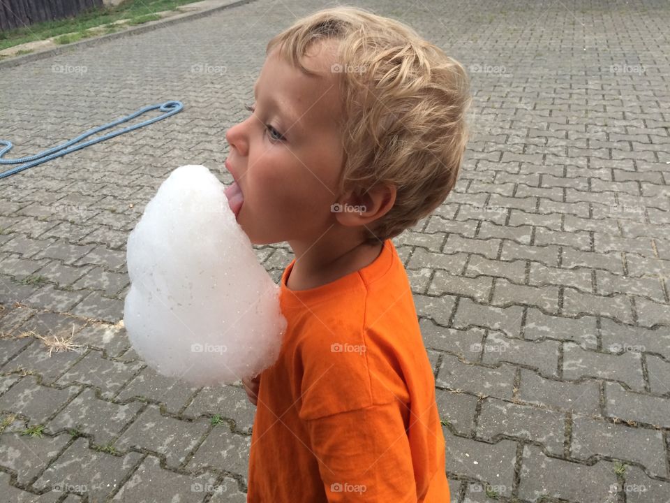 Kid loves sweets