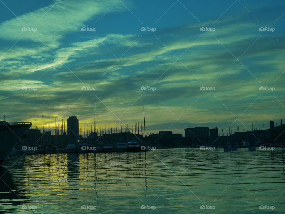 Sunset sur le Port de Marseille