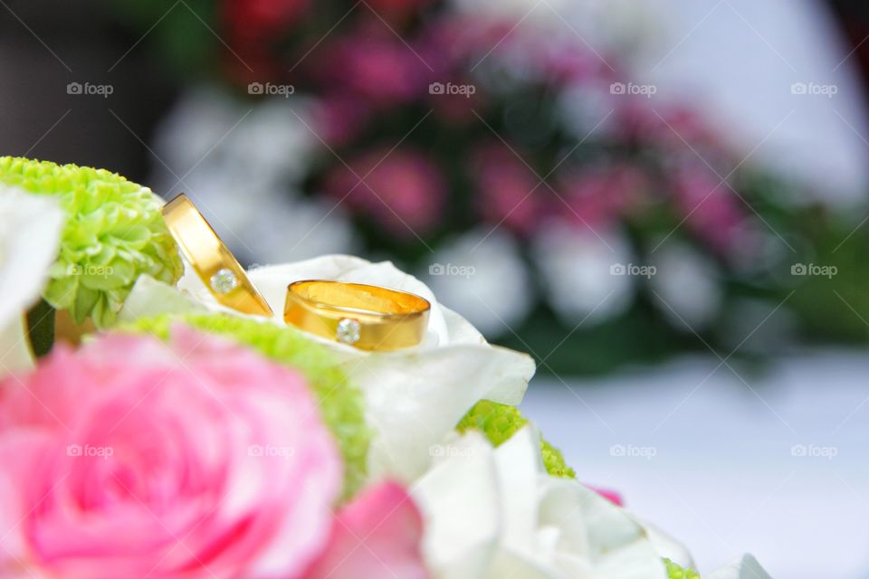 Wedding ring couple exclusive on foap. Hope you like it. Enjoy.