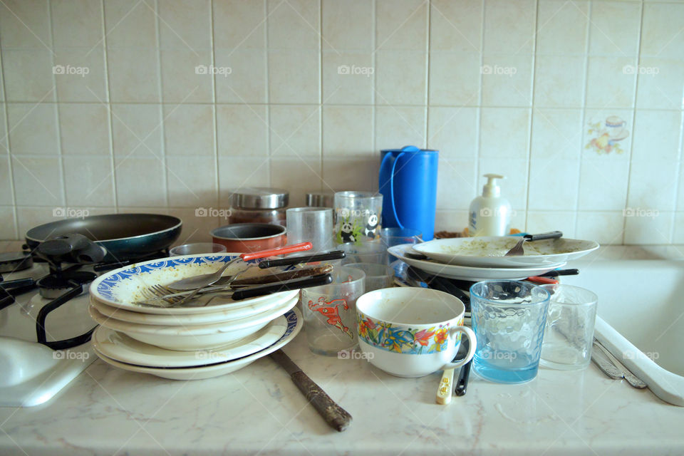 wash the dishes after eating