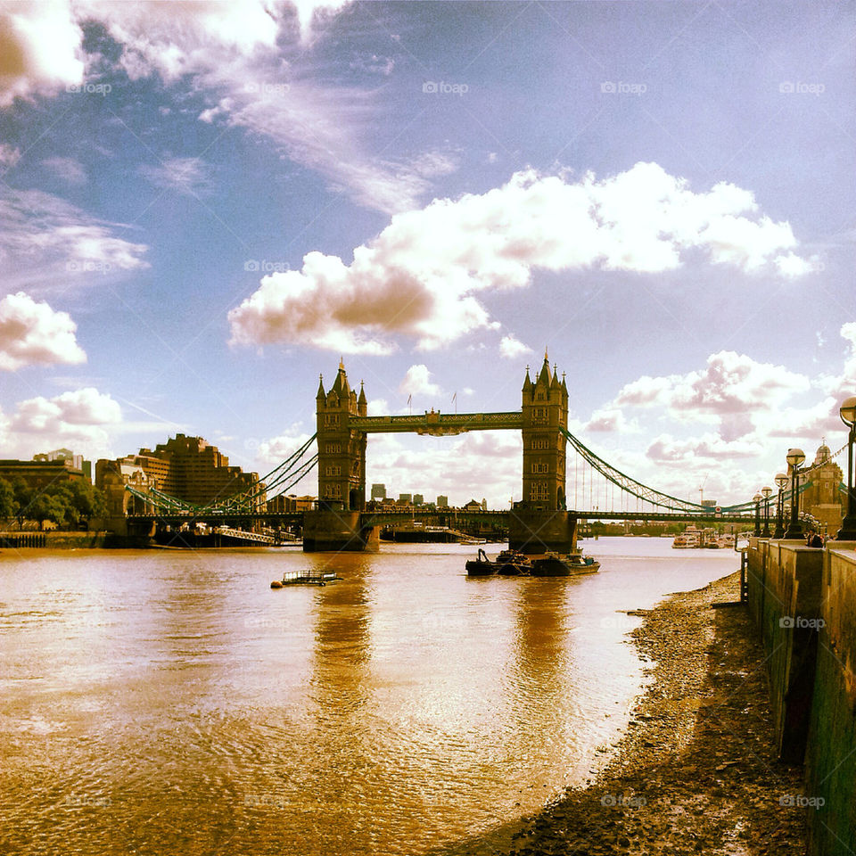 london river thames bridge by dperkins