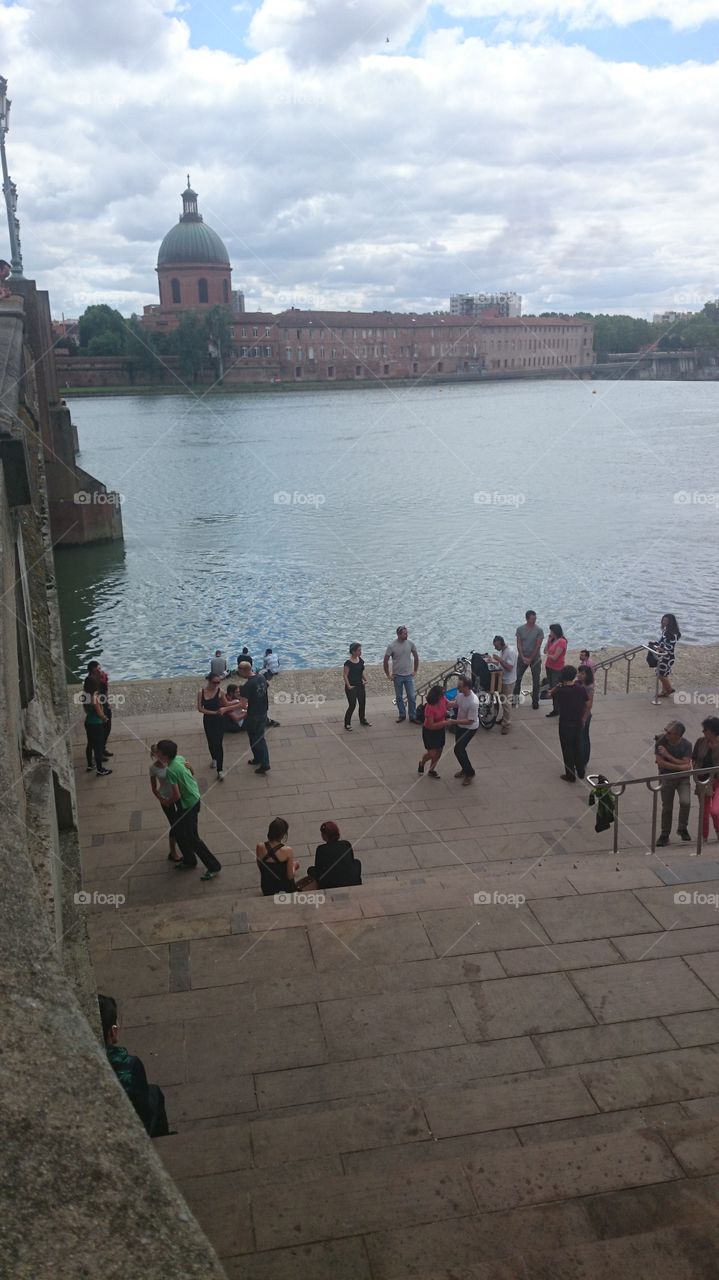 dancing in the street 