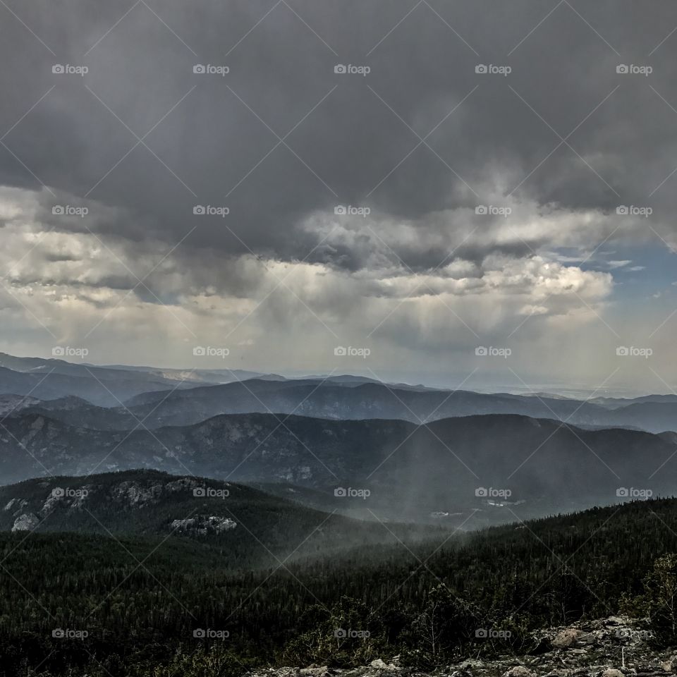 Raining / snowing in the mountains - colorado hiking - twin sisters 