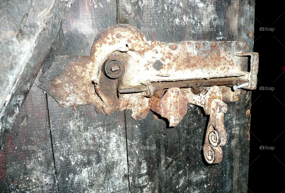 Old rosty door lock