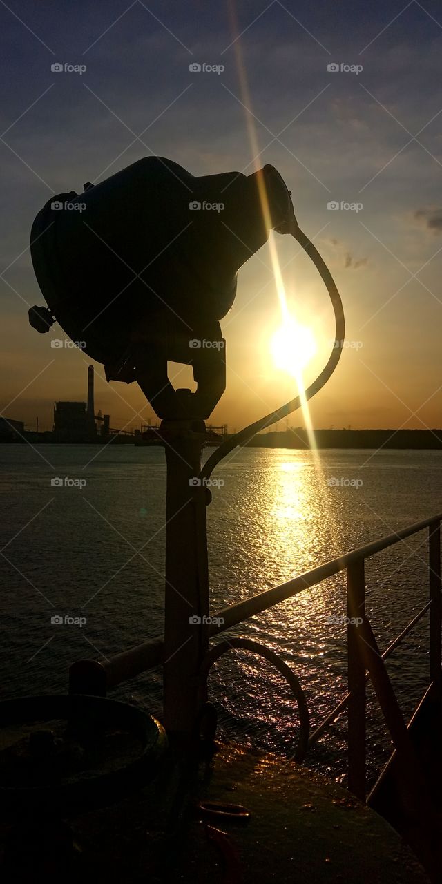 sunset
040221
#in port