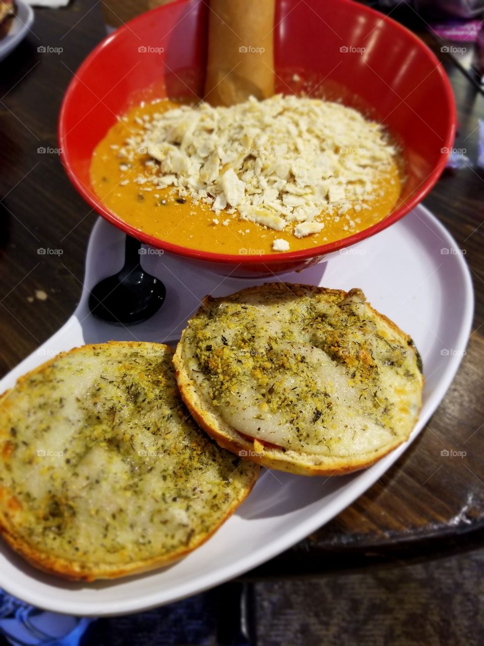 pizza bagel sandwich with soup and crackers
