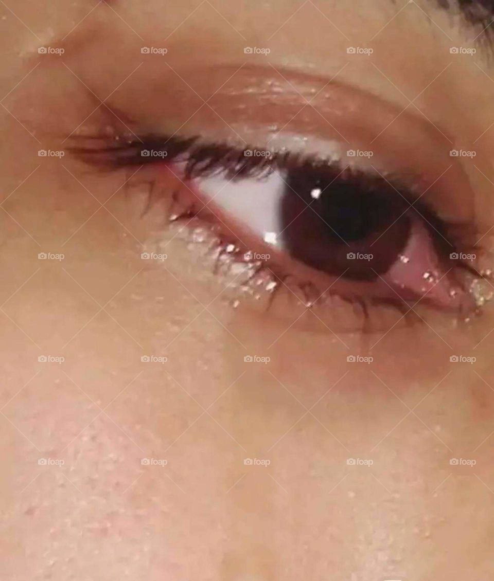 Love is thirsty in my eyes