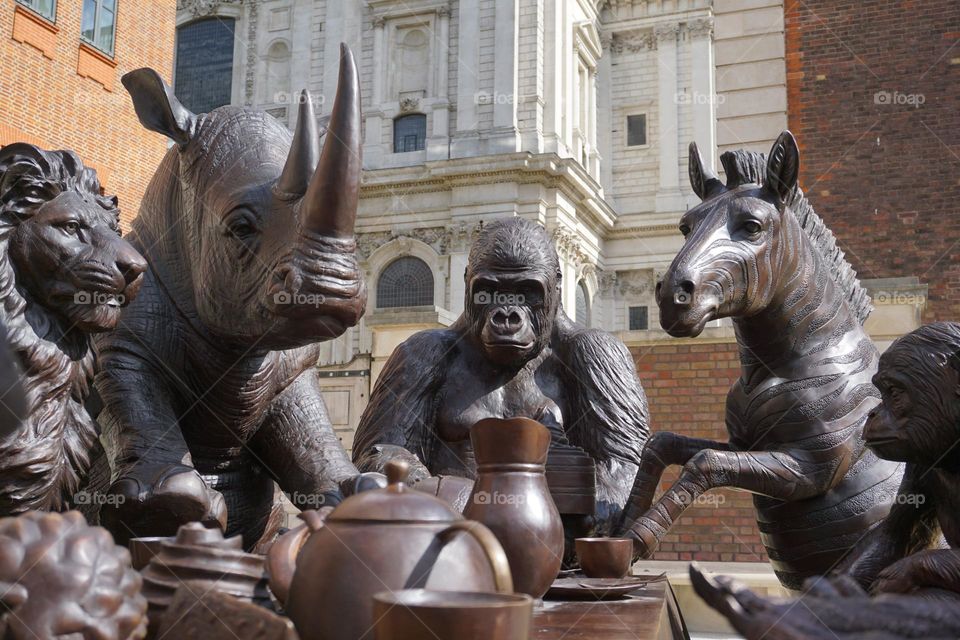 Fancy a cuppa ?  “ Wild Table of Love” animal sculpture London 🇬🇧