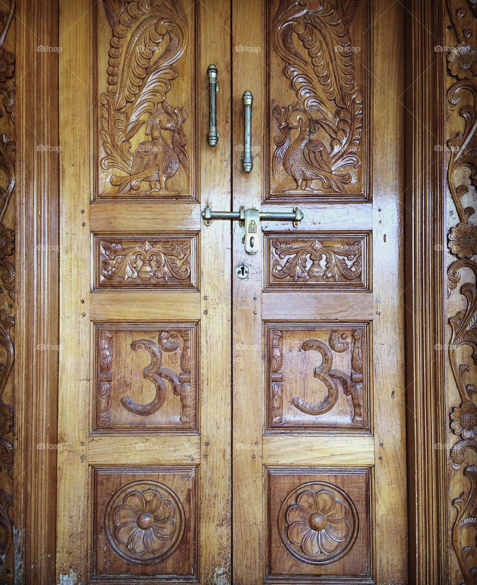 Full frame of closed wooden door