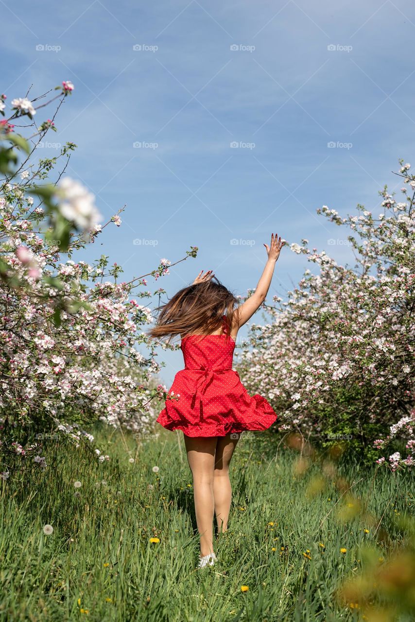 happy spring moment