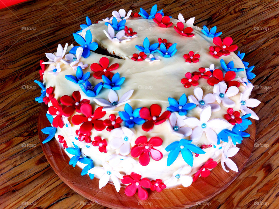 flowers cake sweet icing by percypiglet