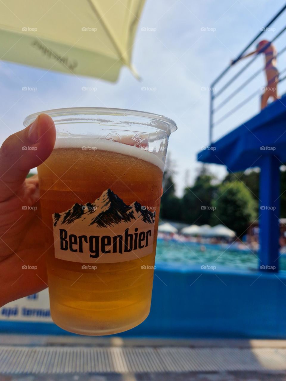 beer Bergenbier at pool