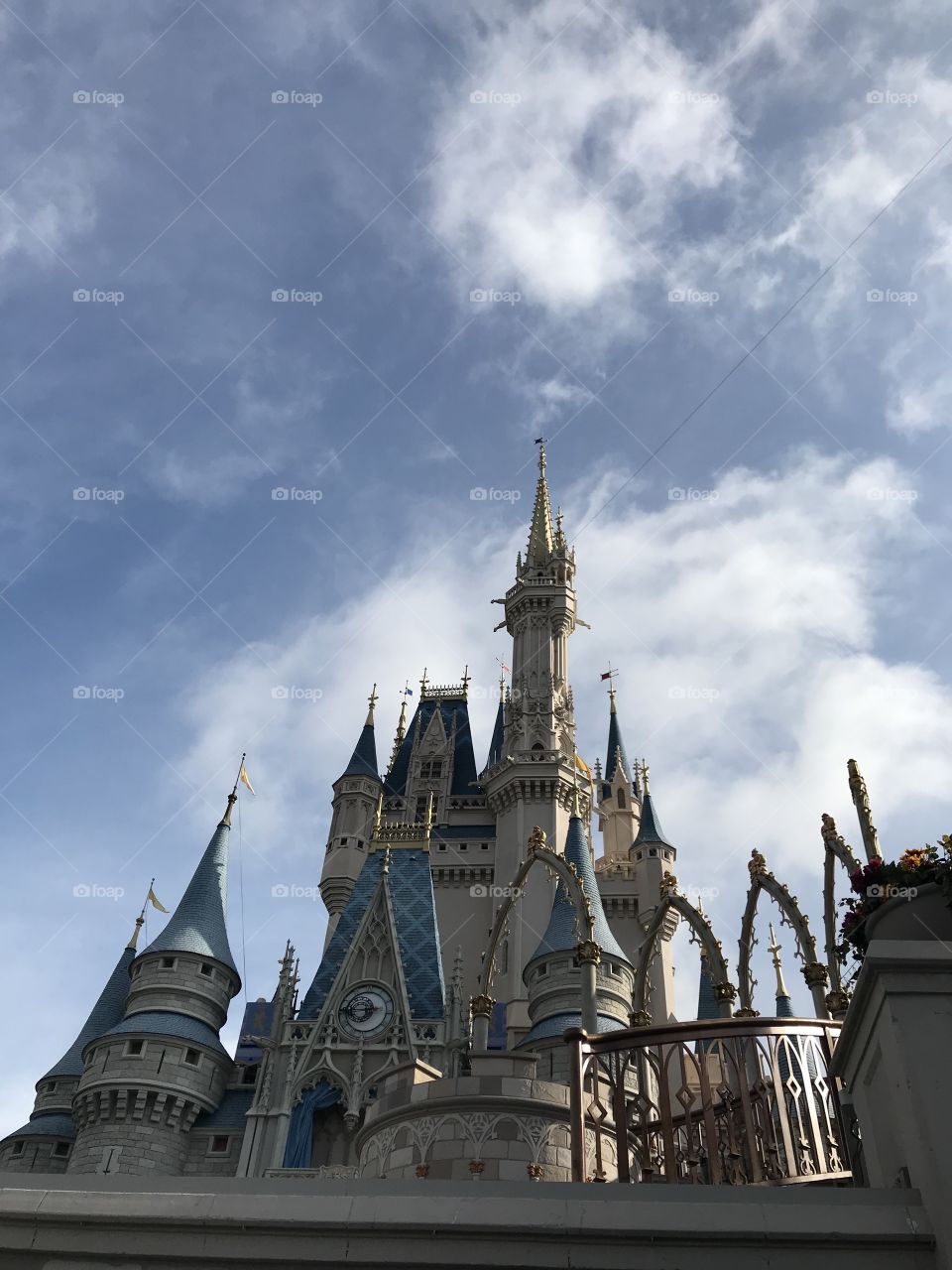 #day72 Everyday Disney World in Orlando Florida. I have been lost on Disney Properties consecutively since 4/3/19! You can find it on https://www.facebook.com/selsa.susanna or on IG SelsaCamacho YT SelsaSusanna • Magic Kingdom 6/13/19 Thursday