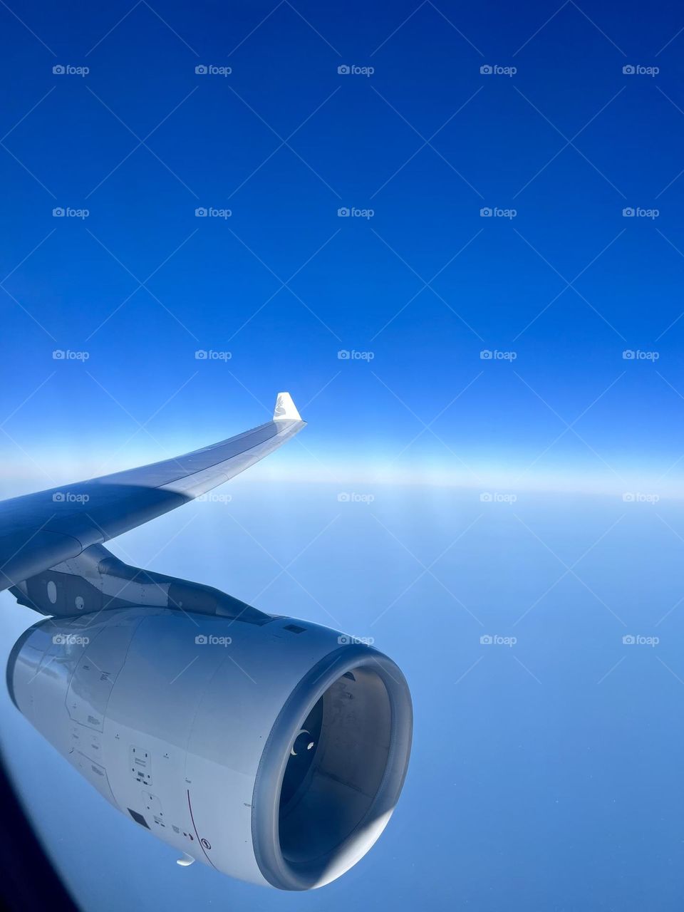 Flying over the Pacific Ocean on a Hawaiian Airlines Airbus A330