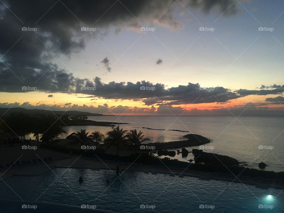 Jamaica April 2018 Sunset over water