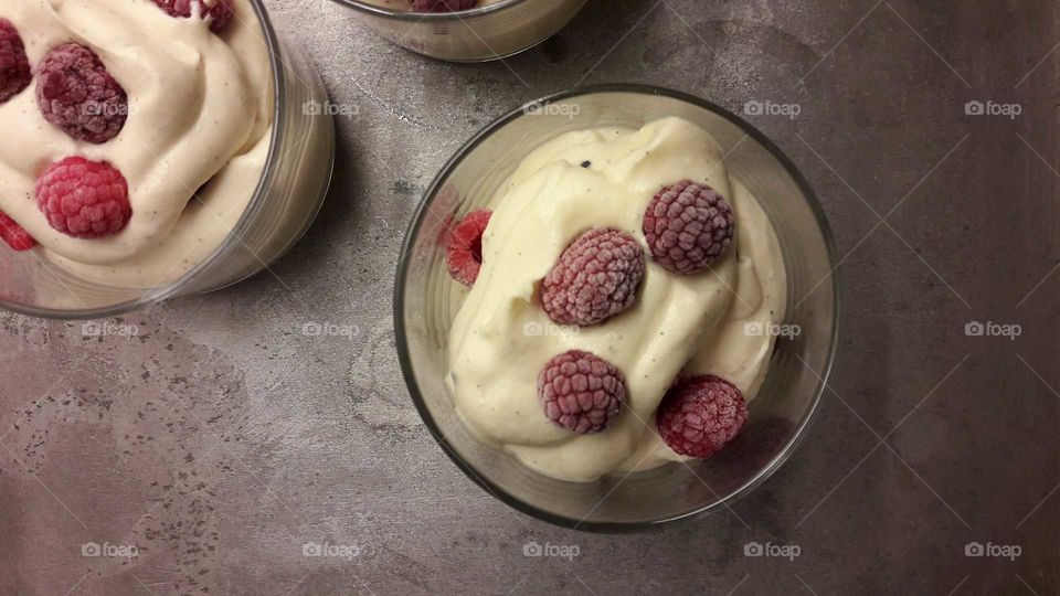 white chocolate mousse with raspberry