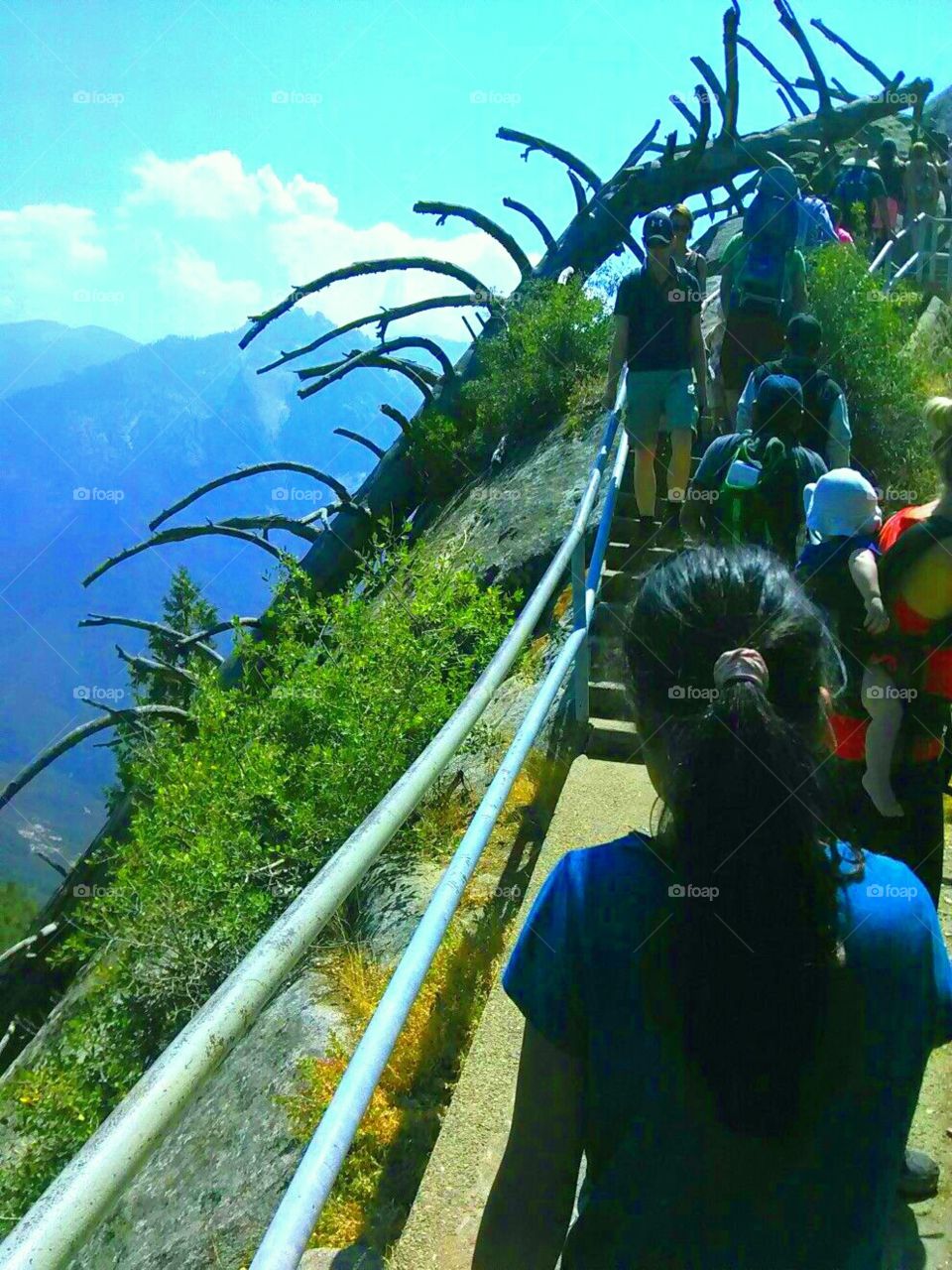 Una caminata en las montañas
