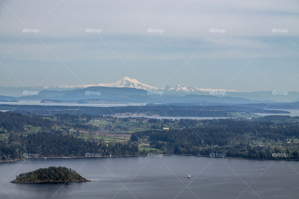 The one who travels will find the truth...