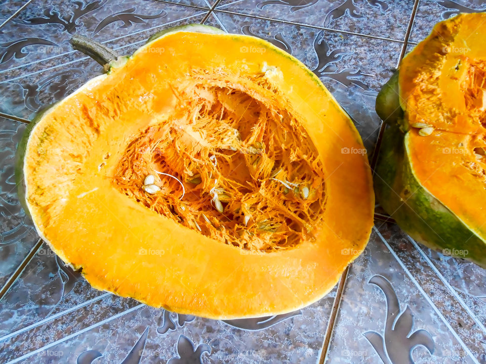 Bright Pumpkin Cut