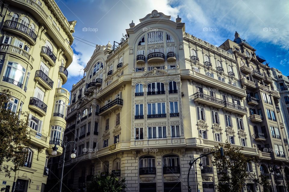 Entorno de la Plaza del ayuntamiento, valencia, spain