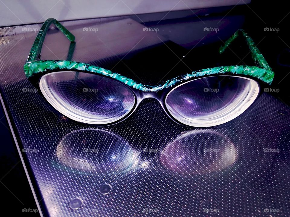 alien glasses