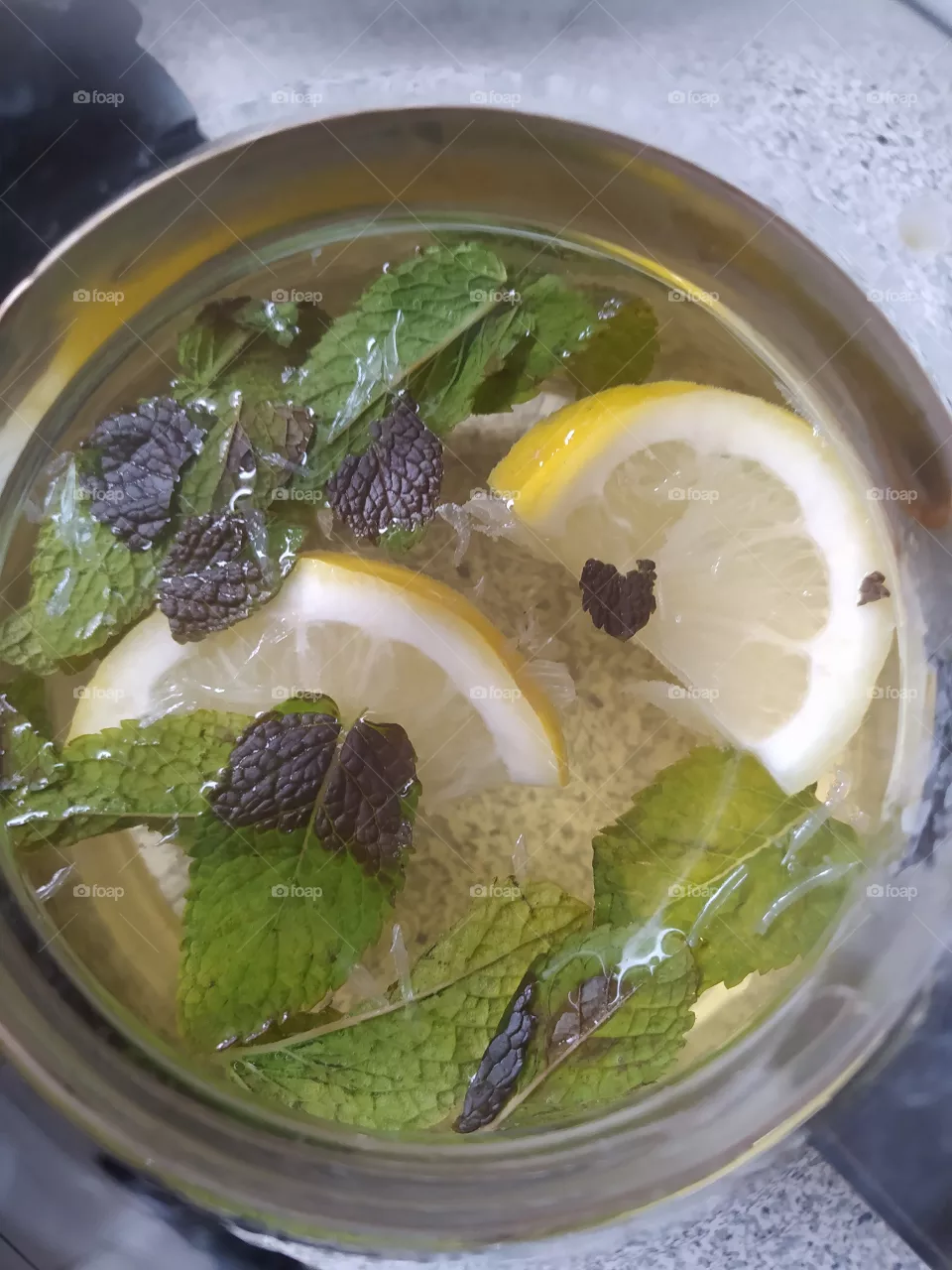 drink with lemon