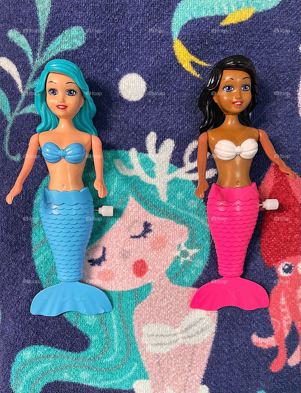 Mermaids for the bath tub, swimming mermaids, mermaid fun in the water, mermaids with tails, wind up mermaids 