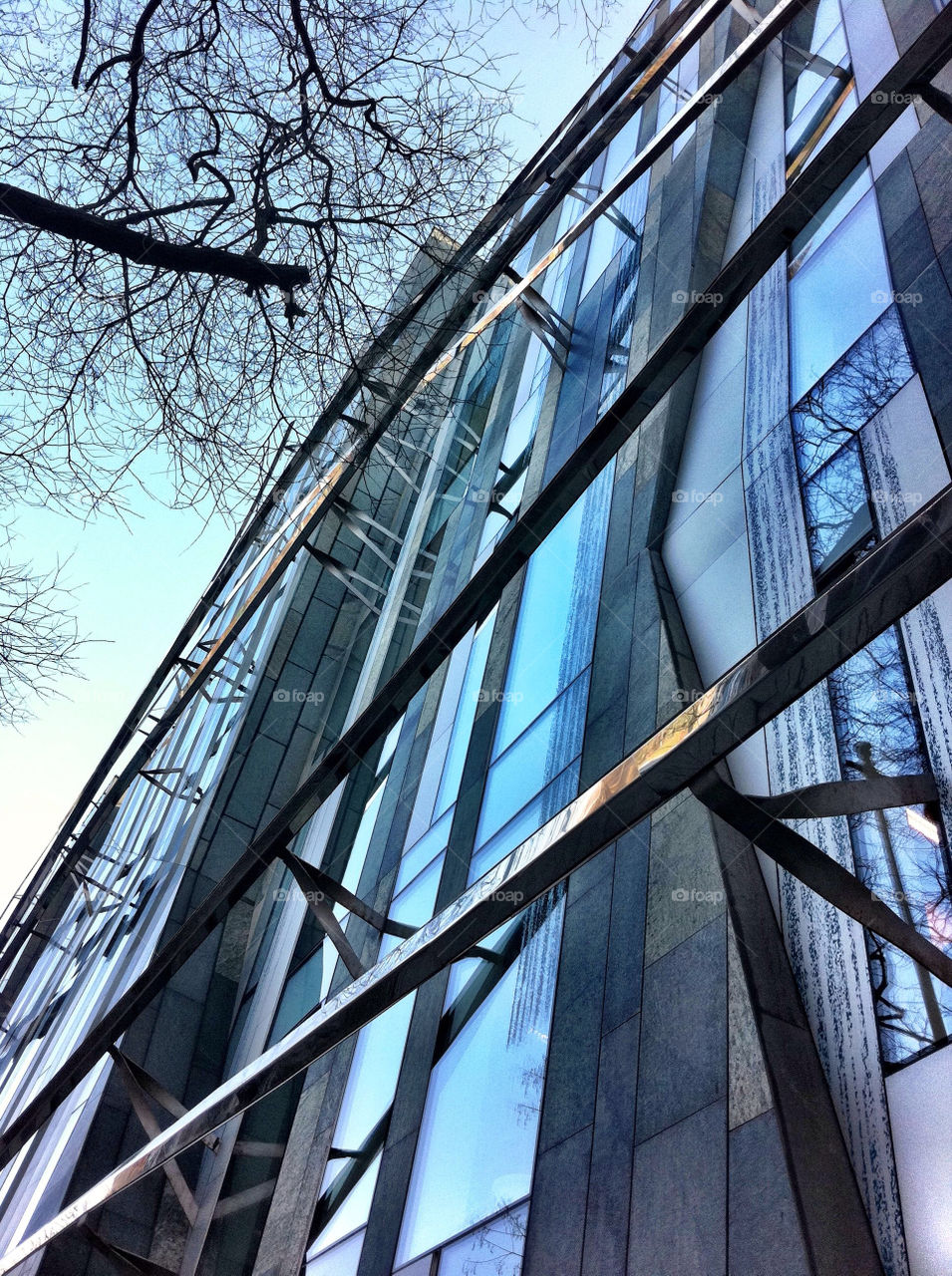 glass lines facade modern by mindless
