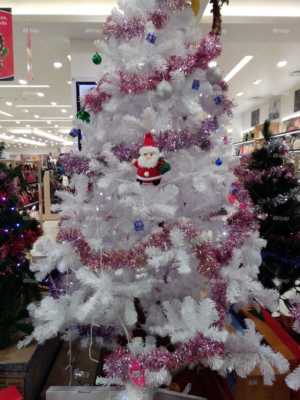 White christmas tree